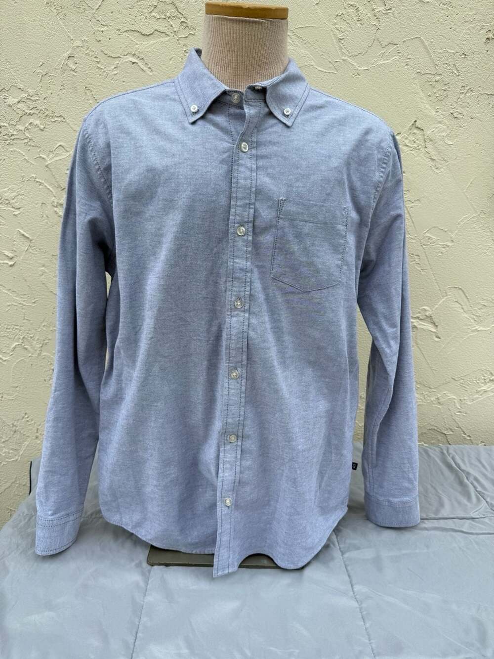 Gap Blue Oxford Button-Down Long Sleeve Shirt Men's Size Large